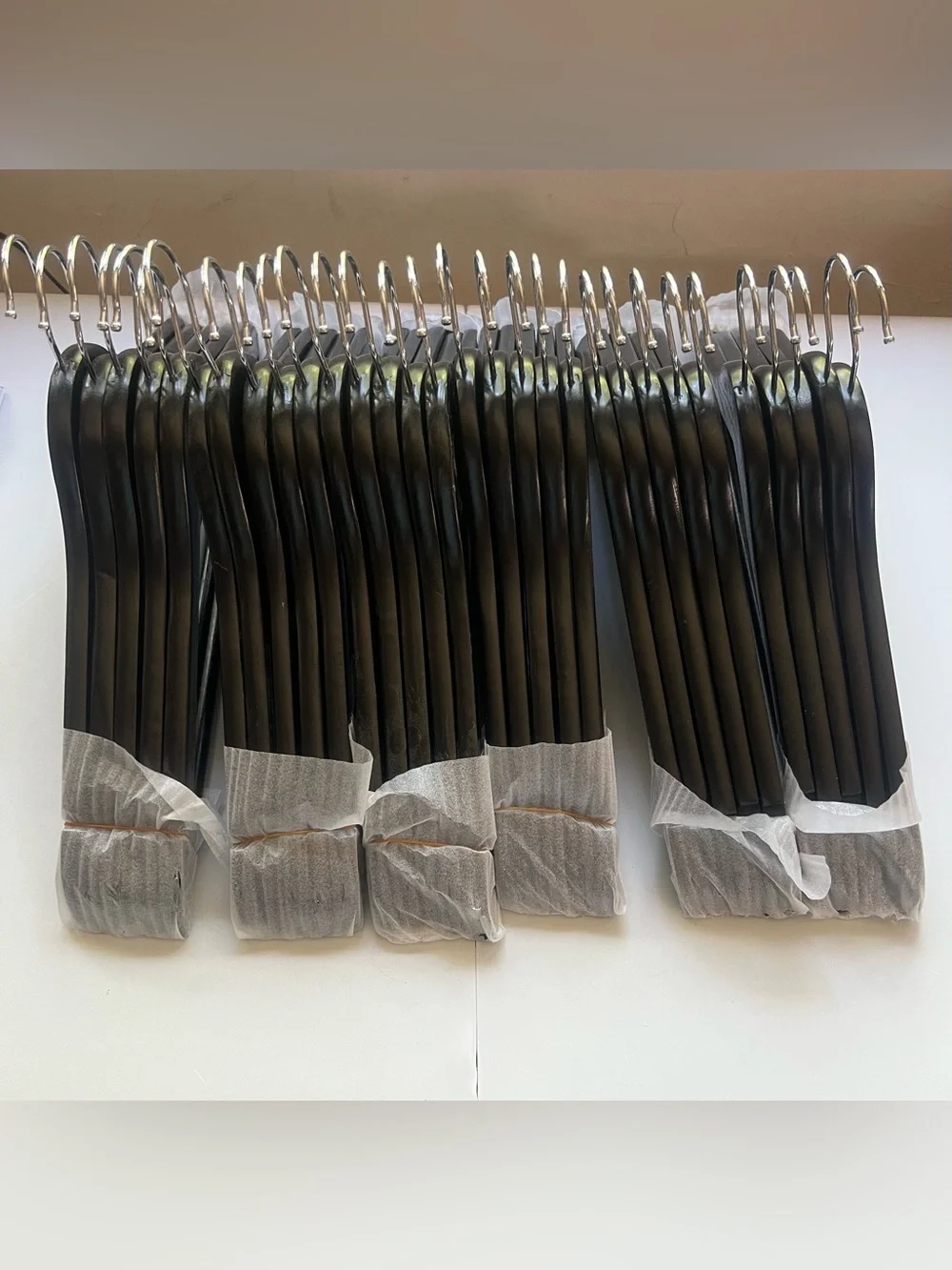 Utopia home black